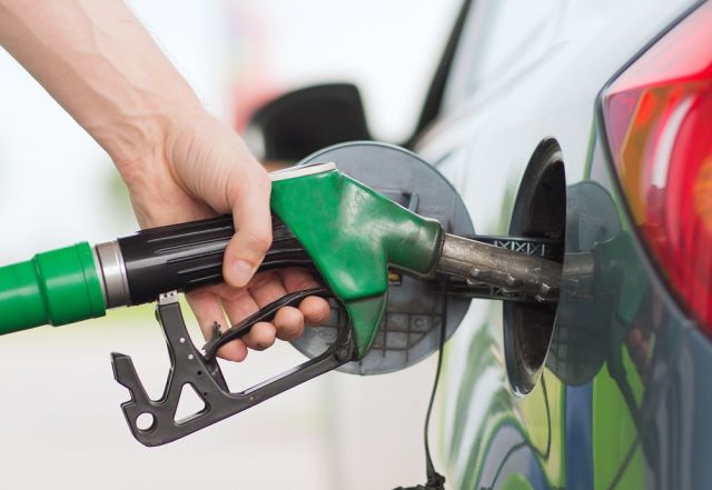 Średnia cena LPG spadła poniżej 2,80 zł/l