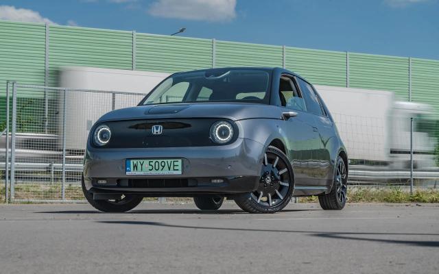 Honda e
