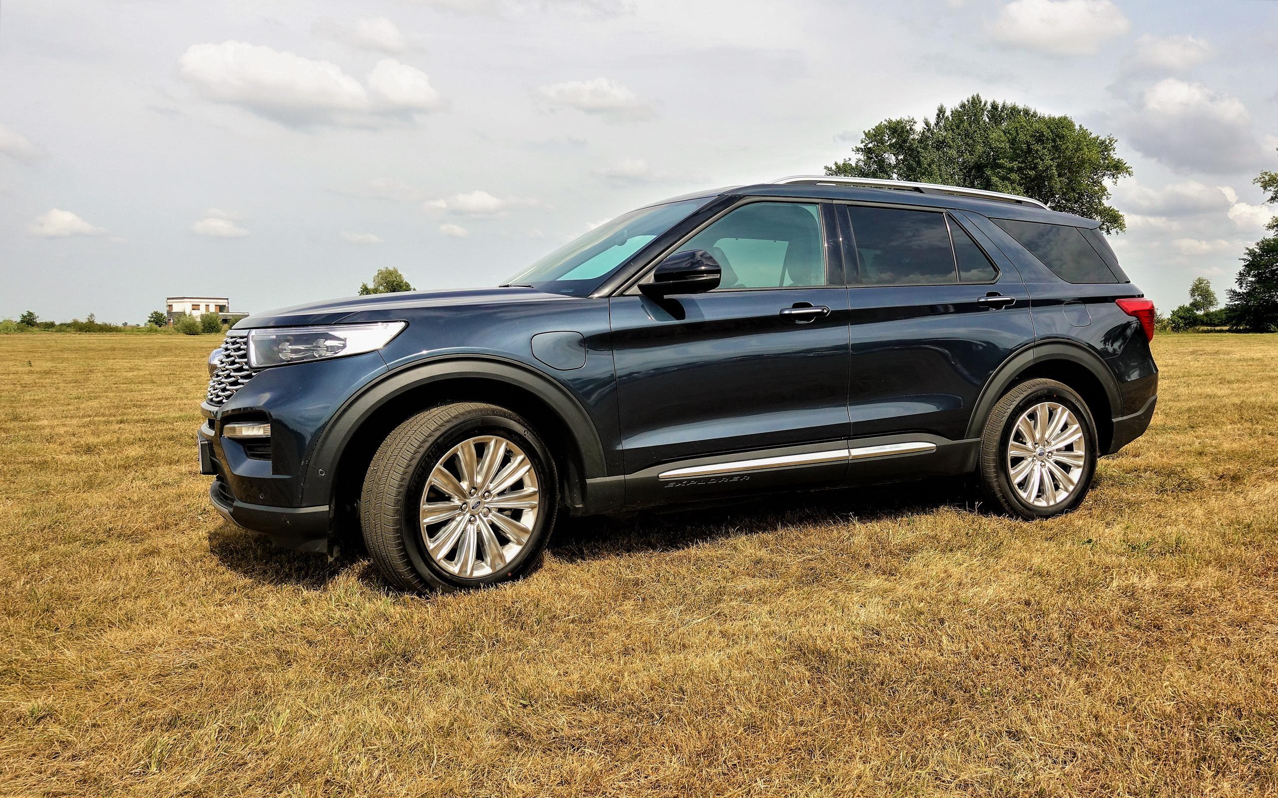 Explorer phev top