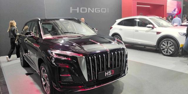 Hongqi oficjalnie w Polsce. Premiera podczas Poznań Motor Show
