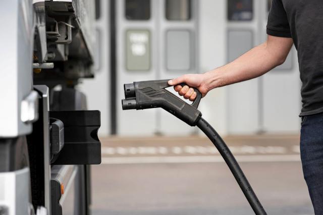 2 miliardy złotych na rozwój infrastruktury ładowania pojazdów elektrycznych w Polsce