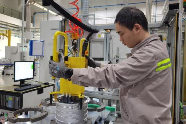 Chiny ograniczają eksport metali ziem rzadkich. Europejskie fabryki stają